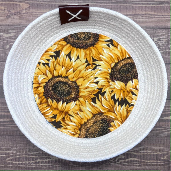 Fall Sunflowers Handcrafted Decorative Wall Art/Knick Knack Rope Bowl, Basket