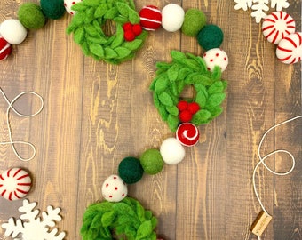 Christmas wreath garland - Felt Ball Garland - Holiday Decor - Winter Wonderland - Christmas Tree -Mantel Decor