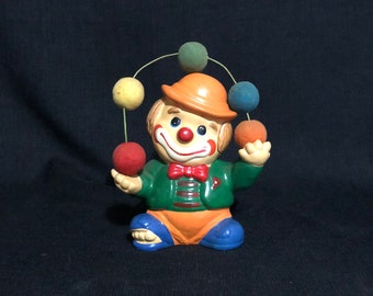 Glass juggling clown Detailed figurine with a lot of character and personality Excellent addition to you glass menagerie collection