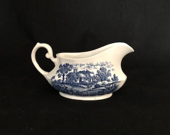 Royal Essex Shakespeare Country Gravy Boat - Welford on Avon Pattern - Vintage Royal Essex China