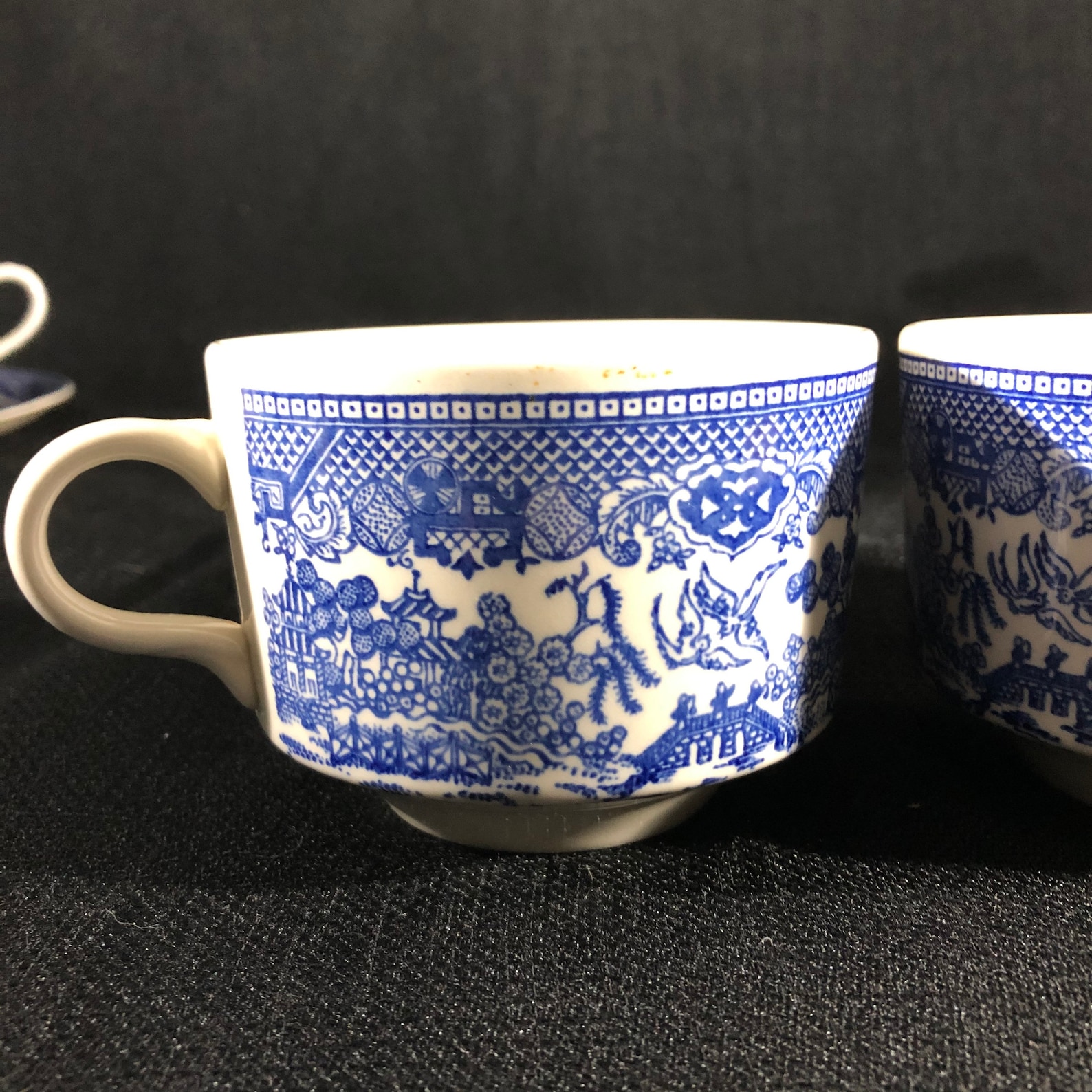 PAIR Blue Willow Coffee Cups Unmarked Blue Willow Tea Cups Etsy