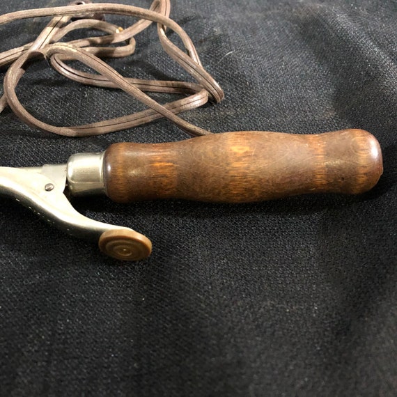 Antique hair curling iron online