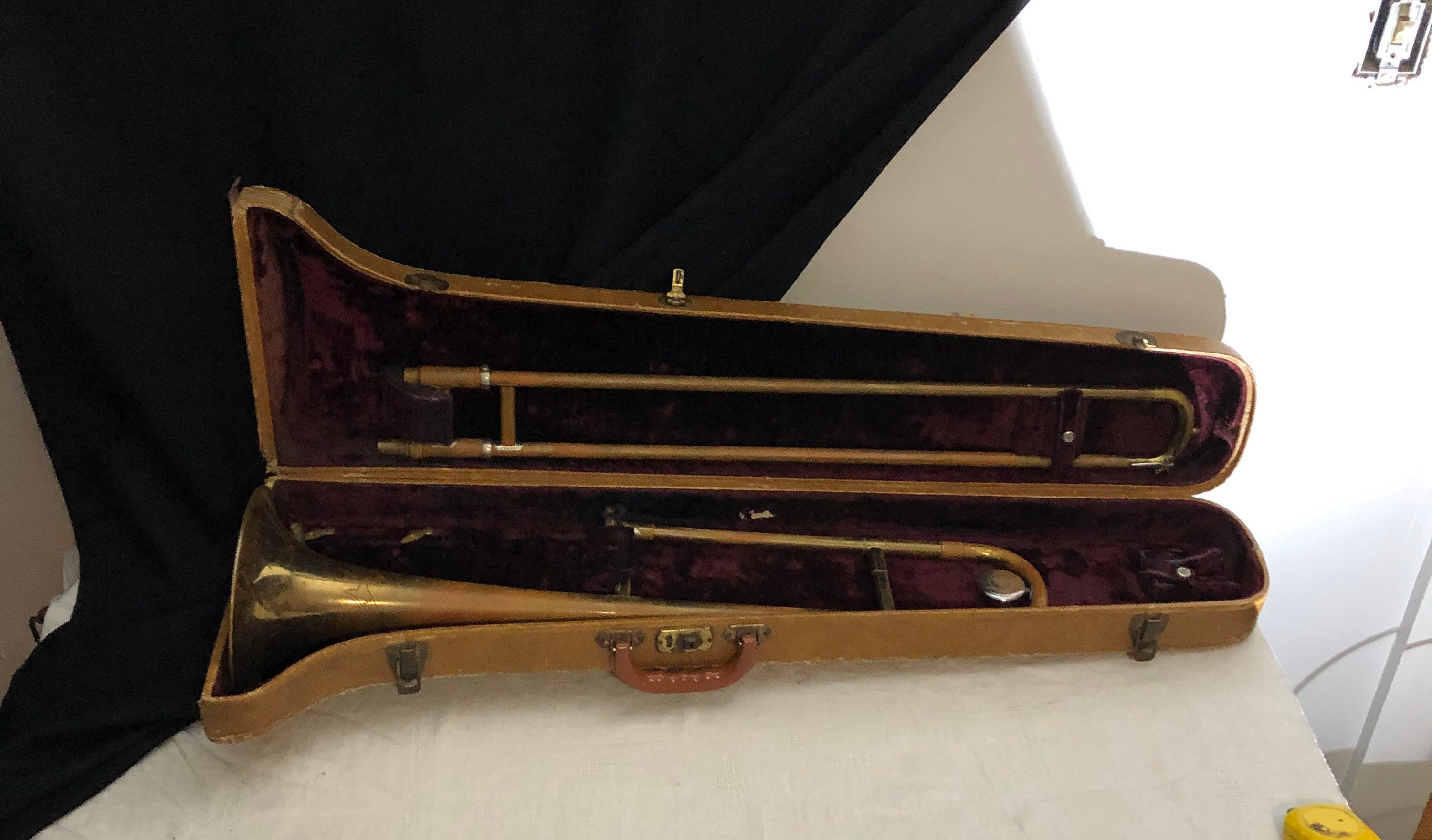 Trombone Case for sale Only 3 left at 70