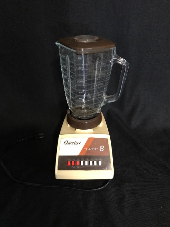 Vintage Osterizer Classic 9 Blender - 9 Speed Blender / Puree  