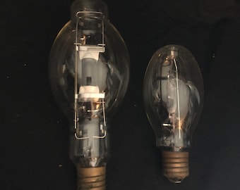Large Vintage Industrial Light Bulbs - Decorative Light Bulbs - Antique Barn Light Bulbs - Large Vintage Incandescent Bulbs
