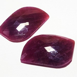 Natuurlijke Ruby Rose Cut Slice Gemstone Paar |  32 Crt topkwaliteit Ruby Flat Back Faceted Cut Gemstone Slice Pair