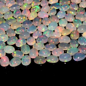Cabochon ovali opale etiopi da 6x4 mm / taxi ovali opale etiopi da 6x4 mm / 6x4mm Opal Cabs Pietre sciolte / Pietre ovali Welo Opale
