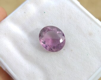 10 karat oval lila ametist ädelsten, fasetterad