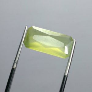 Natural top quality beautiful 7.5 carats yellow radiant shape faceted hydrograssular garnet gem