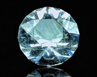 7.5 Carat Round Cut Faceted Quartz Gemstone