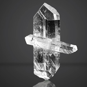 Natural fine quality beautiful 3.3 grams clear double terminated quartz cluster from Balochistan Pakistan