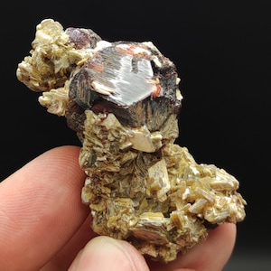Etched red spessartine Garnet crystals on matrix on muscovite from Pakistan, 31.6 grams