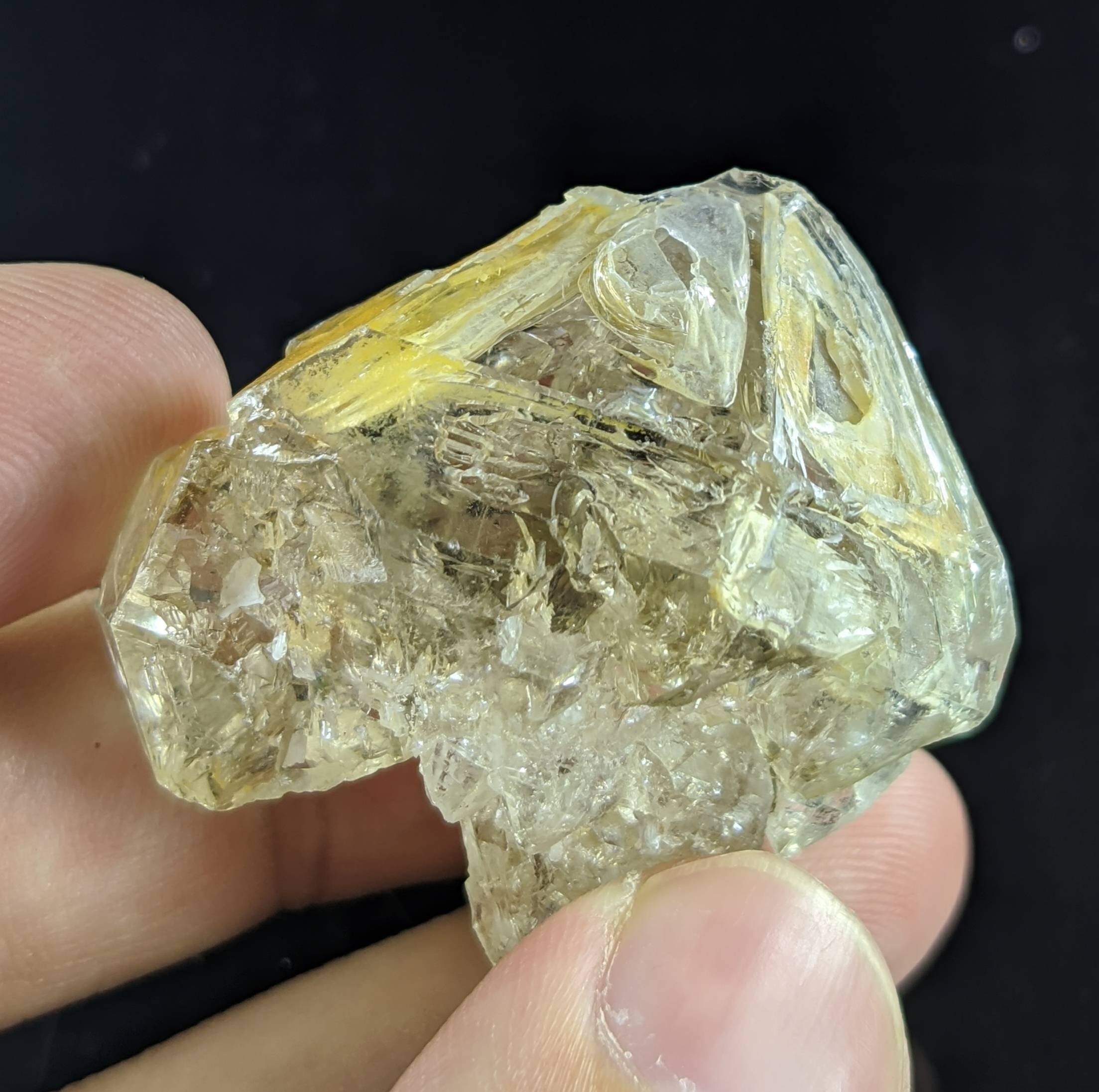 パキスタン バロチスタン州産 ブラックウインドウクォーツ 超高透明度！】パキスタン産エレスチャルウィンドウクォーツ・天然六角