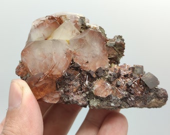 Natural aesthetic golden rutile crystals included and on matrix on quartz cluster alongside with siderite from Skardu Pakistan, 140 grams