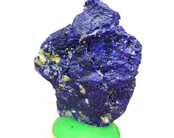 アフガニスタン産ラズライト結晶、濃い青色の鉱物標本（64.7グラム
