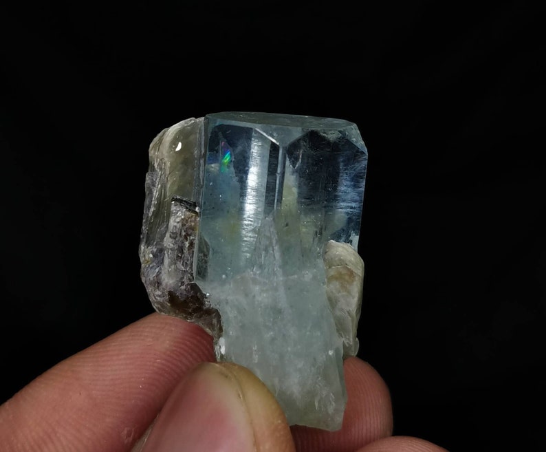 Natural top quality beautiful aquamarine crystal