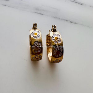 gold 19mm flower hoop earring endless hoops huggies dangle earring simple earrings everyday/gift for her