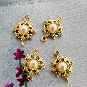 Dijes rellenos de oro, 15 x 11 mm