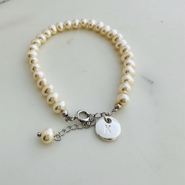 personalized initial shell pearl bracelet hand stamped bracelet dainty silver monogram bracelet bridesmaid bracelet