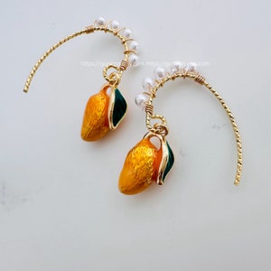 pearl earwires, mango earrings, 1 pair, 28mm