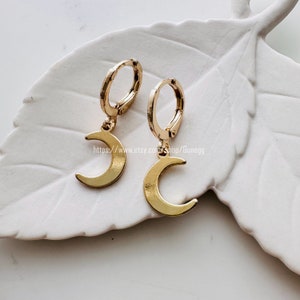 moon hoop earring endless hoops huggies dangle earring simple earrings everyday/gift for her/26mm