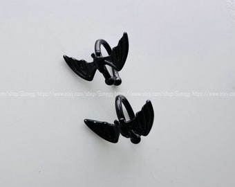 Bat Ear Cuff Non Pierced - Earrings - 7mm