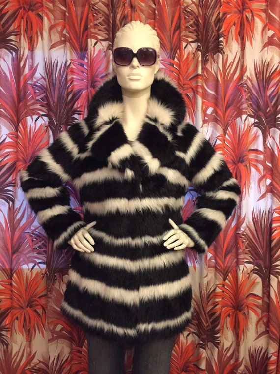 Funky vintage coat Asos sixties seventies style re