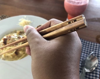 Essstäbchen Holz Paare rote Farbe Essstäbchen für Haar rot Holz Küche Essstäbchen Rest St04