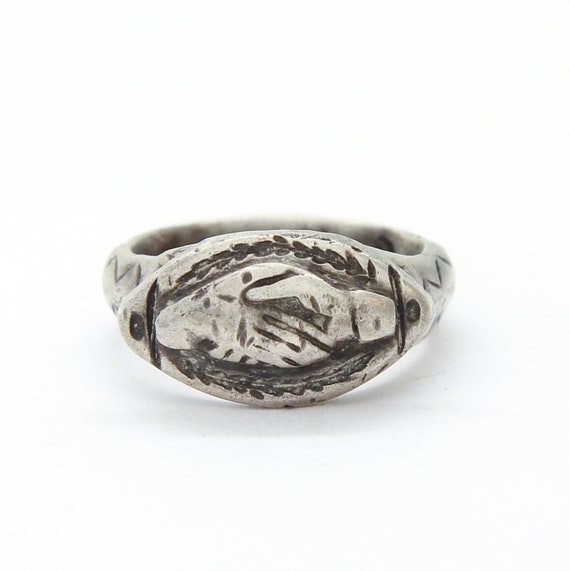 Ancient Roman silver Fede ring, Clasped hands Roma