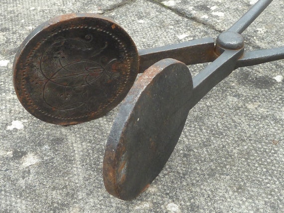 cast iron wafer press