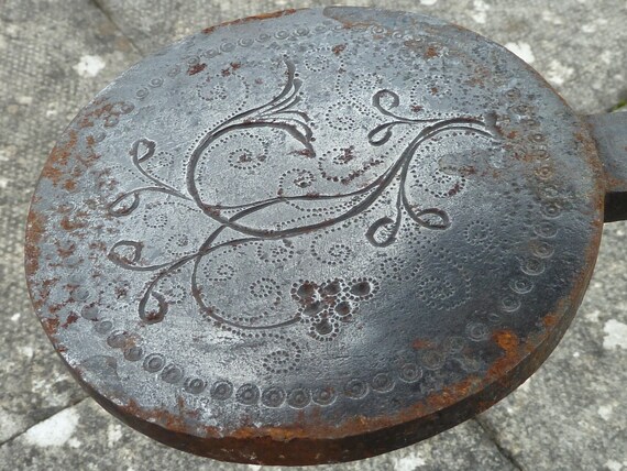 cast iron wafer press