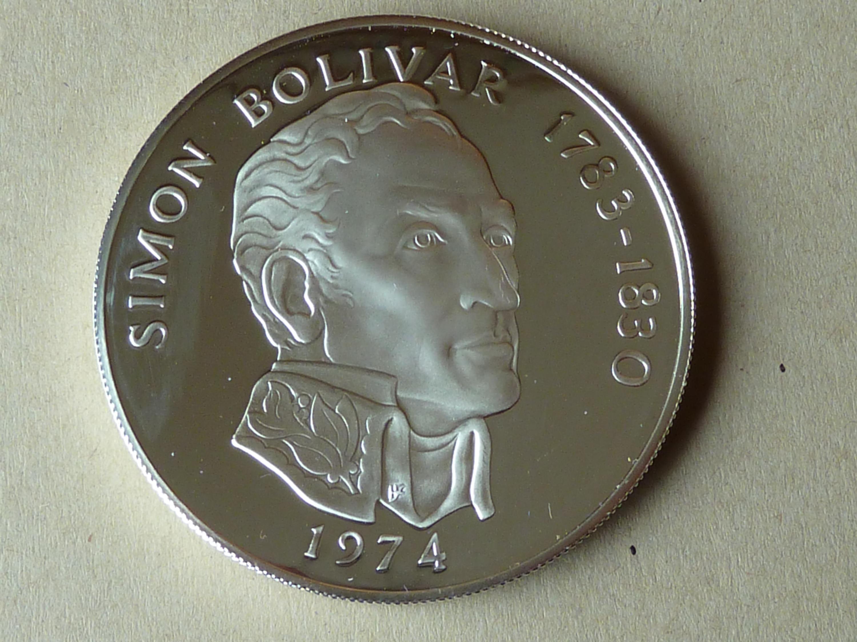 パナマ 20バルボア銀貨 1974年 129.59グラム 3.854トロイオンス 箱入り