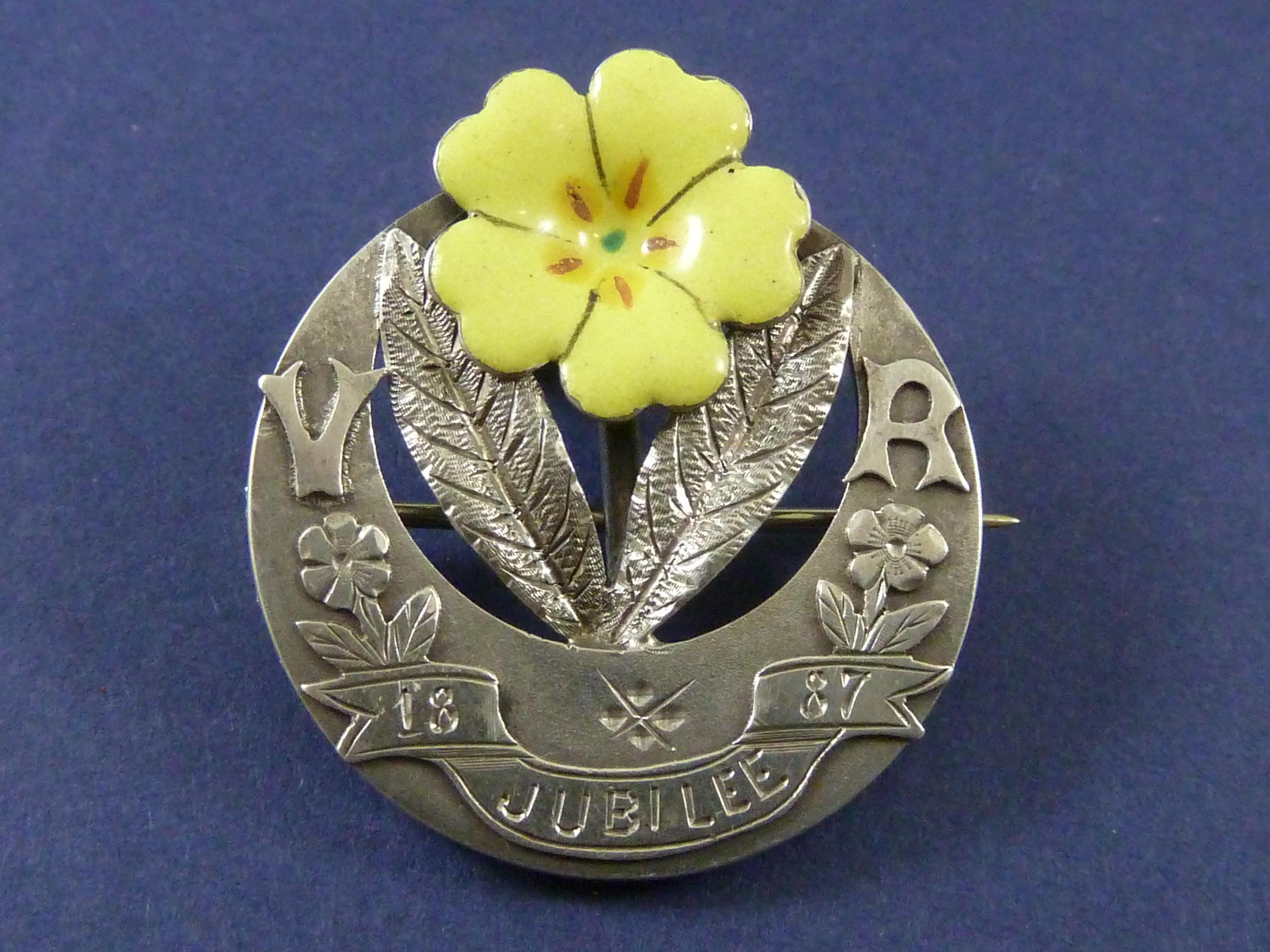 Primrose League 1887 VR Commemorative Enamel Silver Brooch Pin Badge Queen Victoria Golden Jubilee Antique