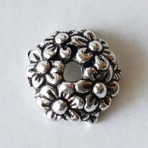 4x Flower Bead Caps 11mm, Antique Silver Tone Metal End Spacers, Beading Supplies D131