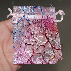 25x roze organza cadeauzakjes 7 x 9 cm, koraalroze feestbedankje Sieradenzakjes D289