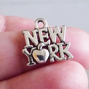5/10x New York Charms, Antique Silver Tone