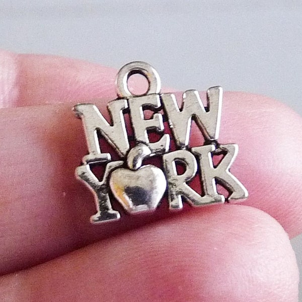 5/10x New York Charms, Antique Silver Tone