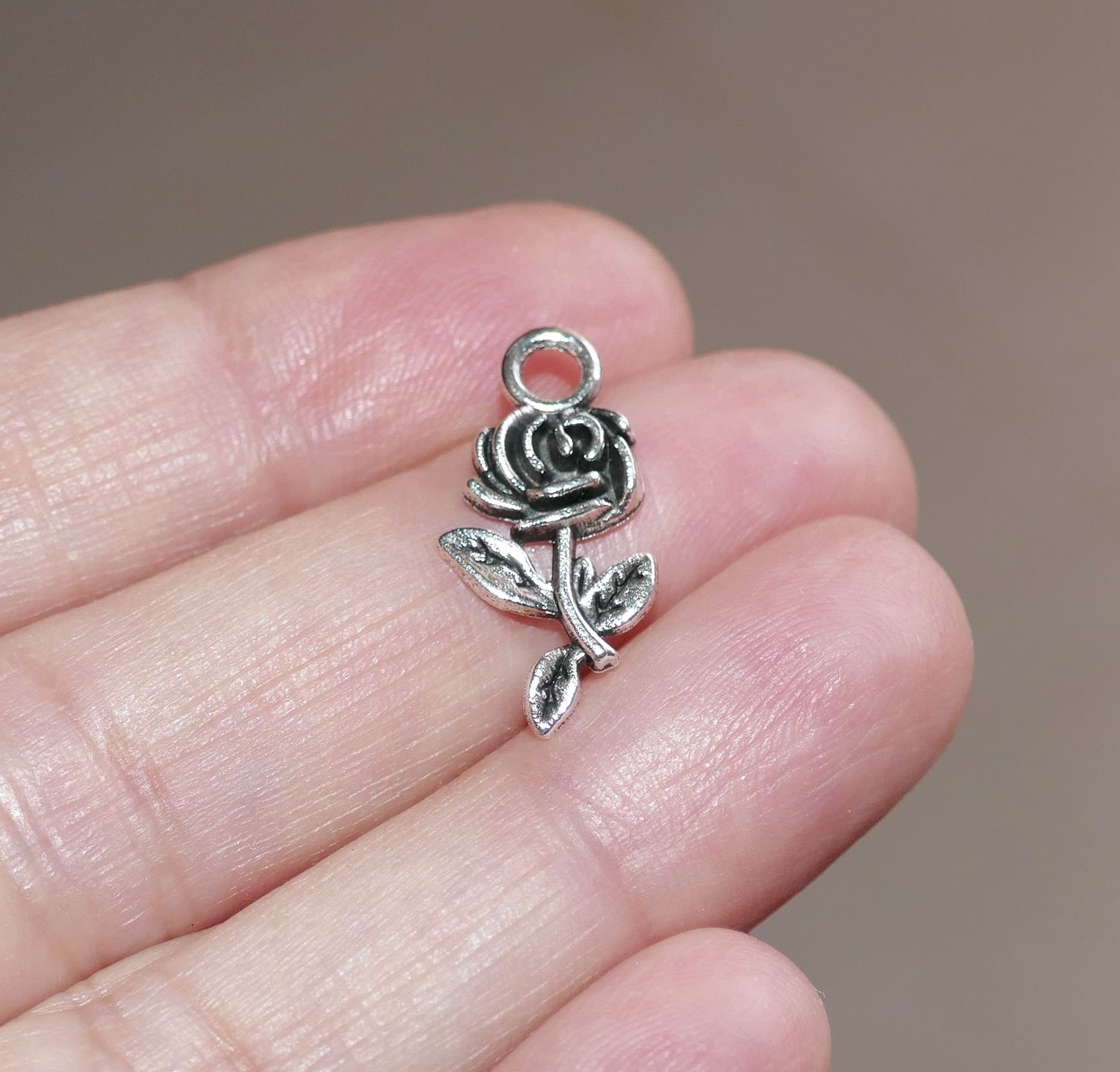 8x Rose Charms for Bracelet/Necklace/Earrings, Silver/Gold/Bronze Flower Charms C755