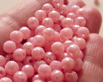 40x Red/Pink 6mm Faceted Round Acrylic Beads C777