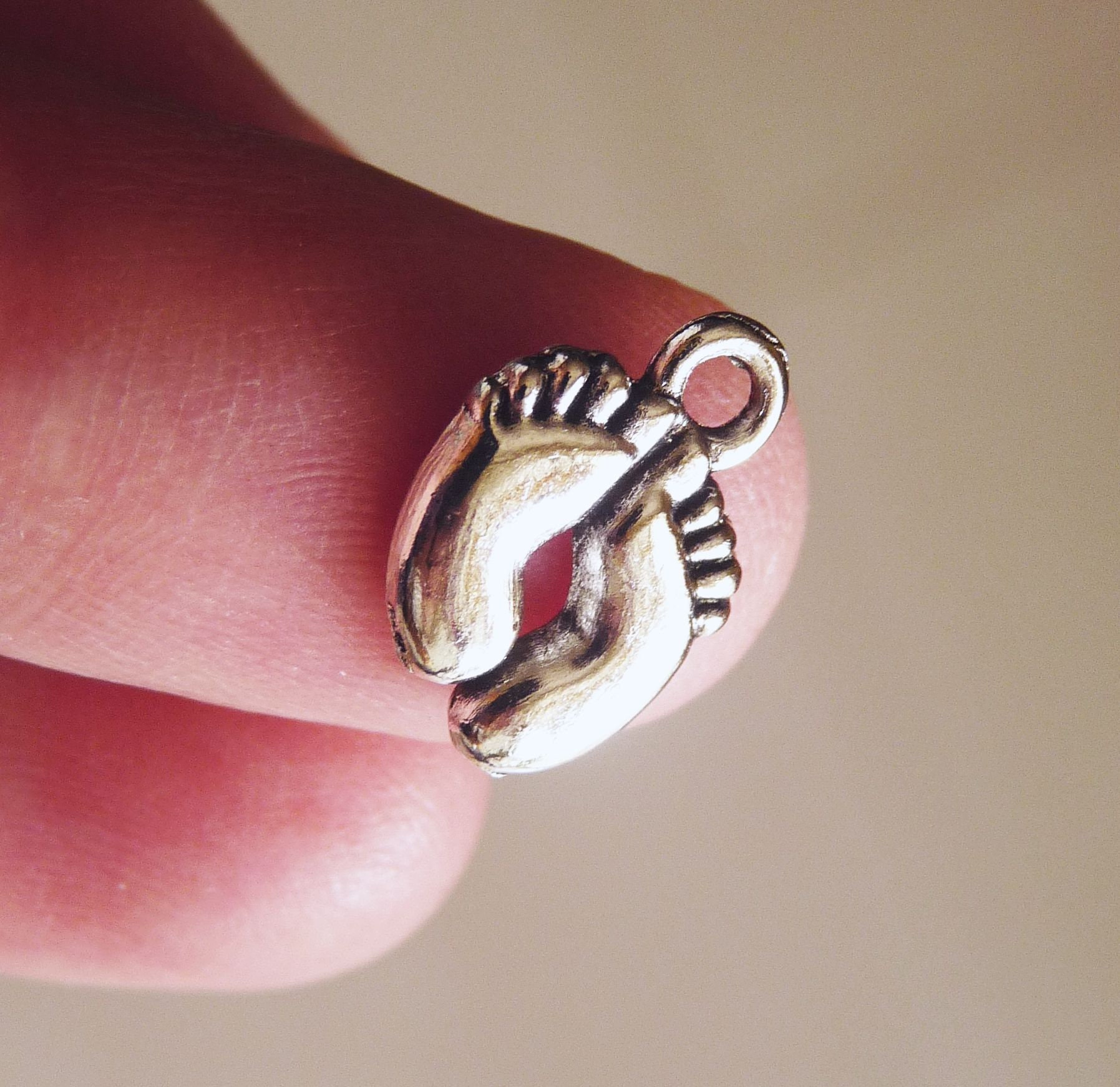 50 Baby Feet Bulk Charms Antique Silver Tone Foot Small Pendants Jewelry Making Supplies U165 Etsy
