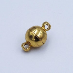 8mm Gold Stainless Steel Ball Magnetic Clasps D038