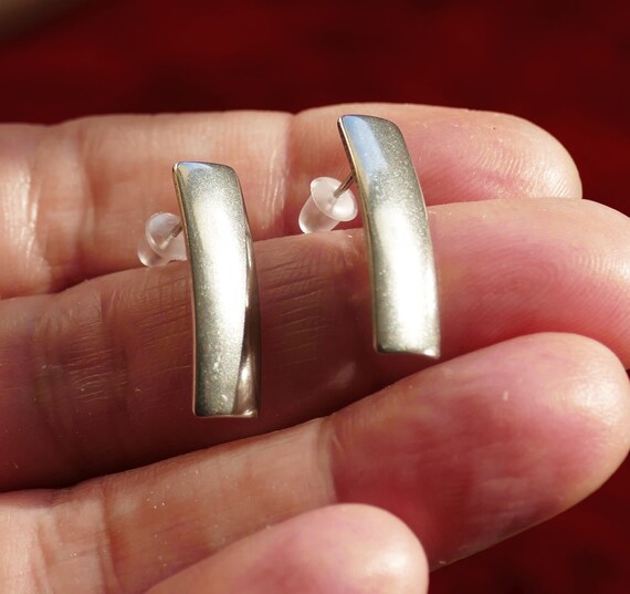 20 pz. Orecchini placcati in argento Post Impostazioni borchie Lunette Cabochon Tacks- 14mm Glue Pad Setting - Italia