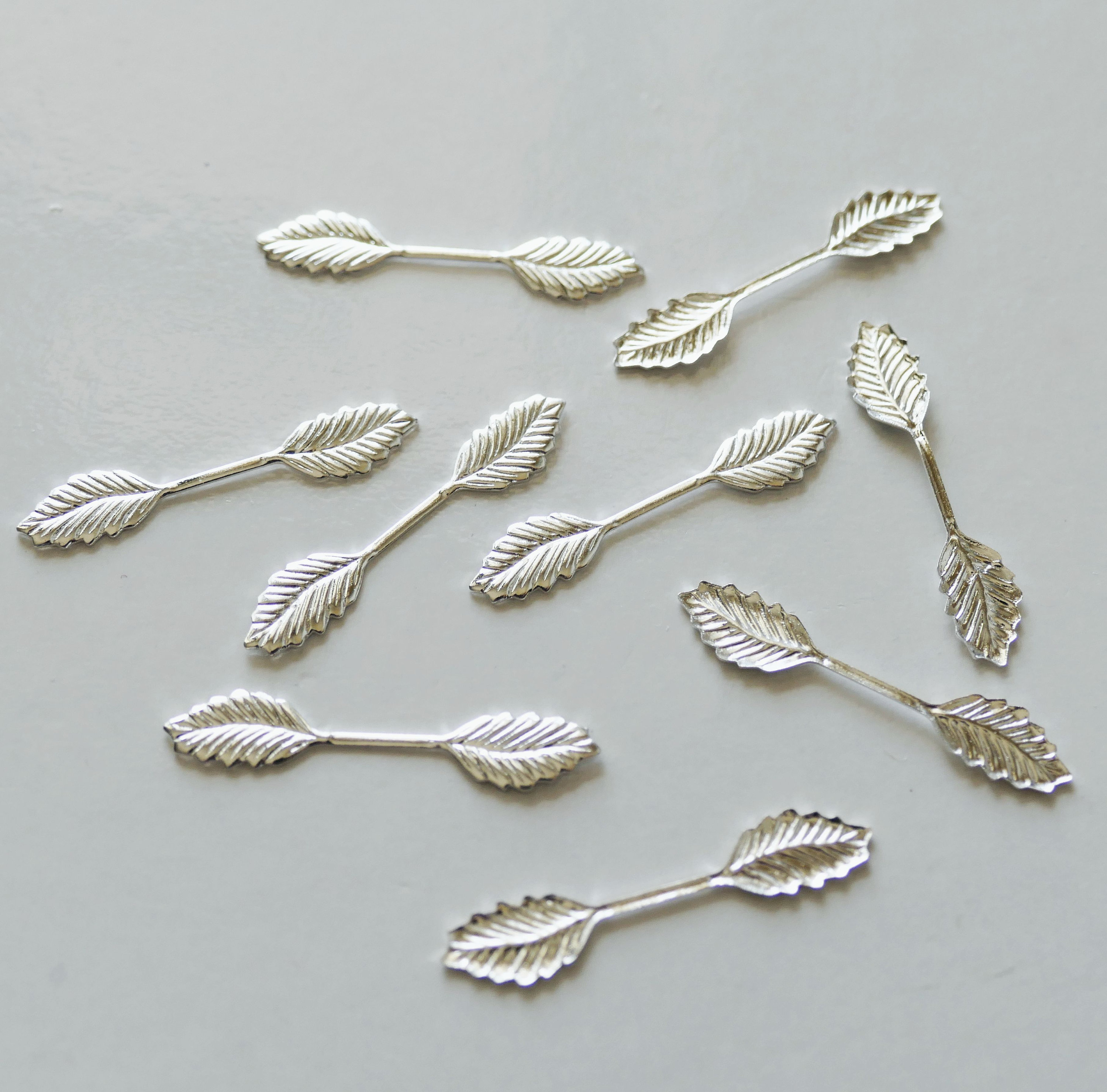 10x-leaf-glue-on-bails-silver-plated-snap-on-bail-pendant-connector