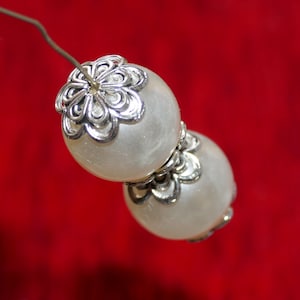 10x Flower Filigree Bead End Caps 14mm Antique Silver tone, Beading Supplies D346