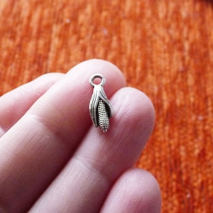 30x Corn Cob Bulk Charms, Antique Silver Tone 3D Small Pendants C288