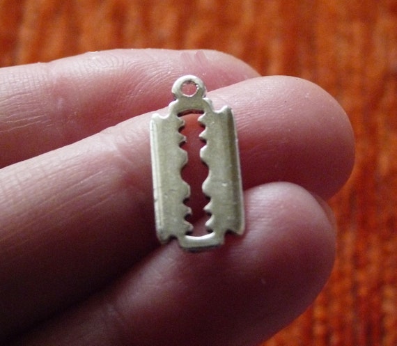 Shaver Razor Blade Charm Charms for Bracelet Antique Silver Tone 2 Sided Metal Charms C263 Etsy Canada