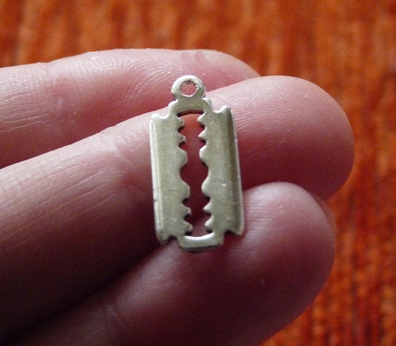 30x Shaver Razor Blade Charm Bulk Charms for Bracelet Etsy