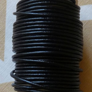 1 Y Cordão redondo de couro legítimo preto, cordão de couro legítimo de 2 mm de largura para fazer joias