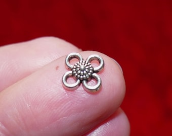 20x Tiny Flower Connectors Small Charms for Bracelet, Necklace Connectors, Antique Silver Tone Flower Charms F191