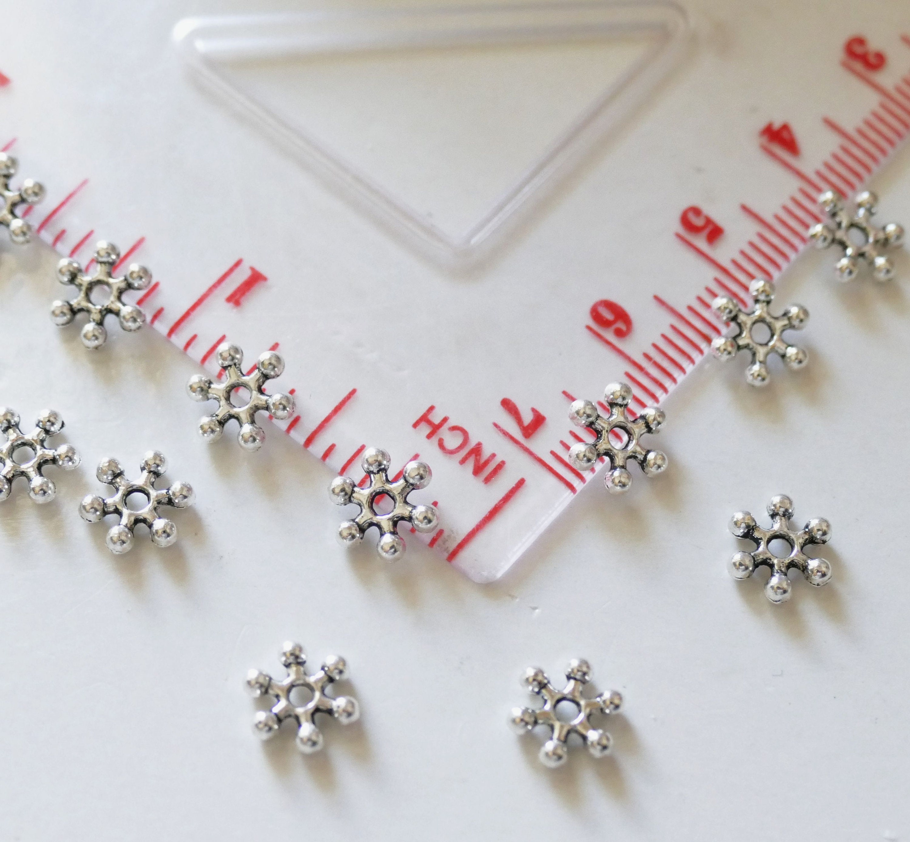 Cheriswely, 720 perline Rondelle in vetro trasparente sfaccettato Briolette 8 x 6 mm, distanziatori in cristallo rosso, per gioielli e artigianato, foro: 1 mm